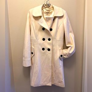 Old Navy wool pea coat in white/off white. Small. Guc